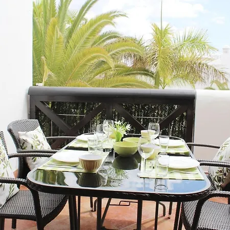 Cozy Apartment, New Decoration Paradise By Anne Adeje